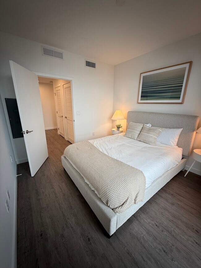 Photo - 154 NE 23rd St Unit A1