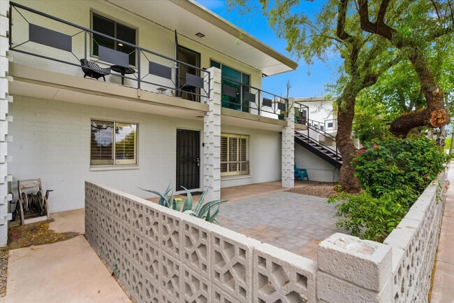 Photo - 5226 N 20th St Unit B1