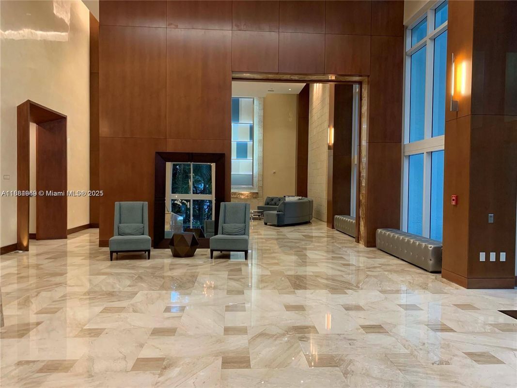 Photo - 31 SE 5th St