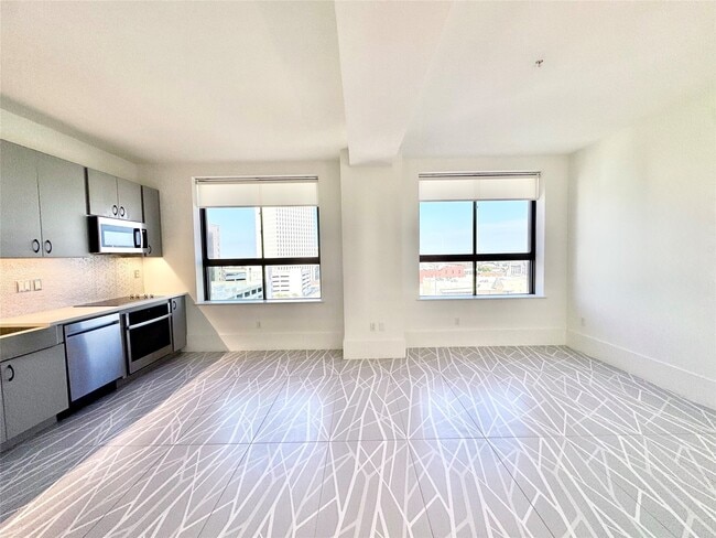 Building Photo - 2201 Market St Unit 802 Rental