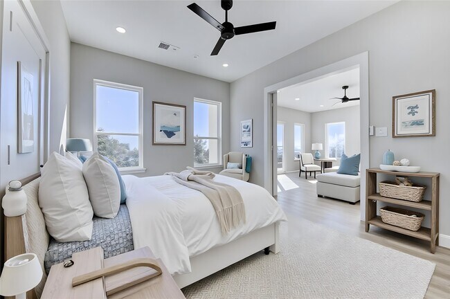 Photo - 637 Bay Vista Dr