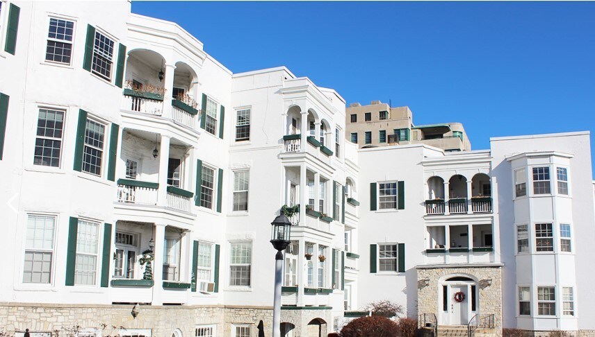 White Manor - White Manor