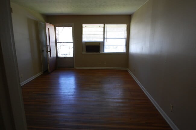 Photo - LR UAMS Area 2 Bedroom