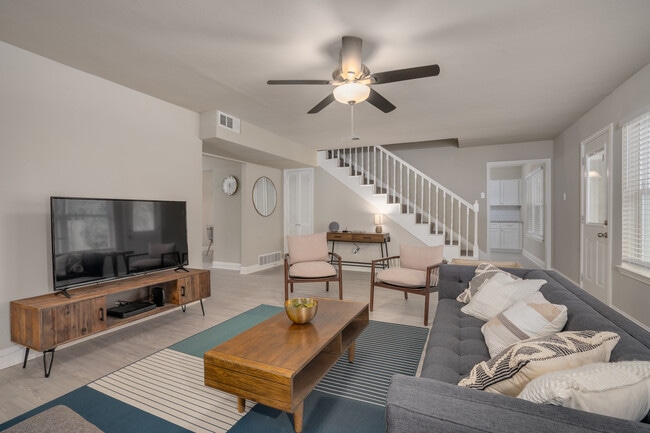 Photo - 11210 Cotillion Dr