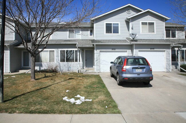 Front of Townhouse - 2052 Glenmoor Dr Townhome