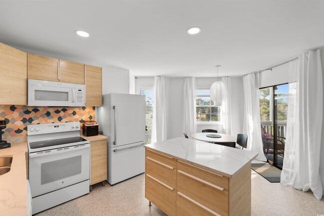 Photo - 1500 Cenith Dr