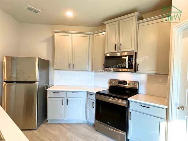 Photo - Charming 3-Bedroom Home with Spacious Backyard in Providence Village!