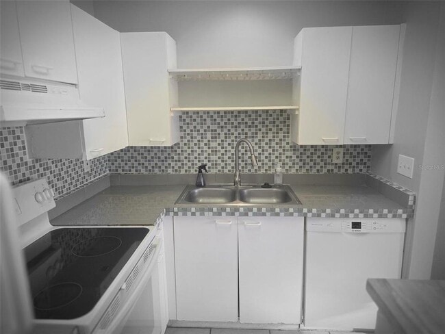 Photo - 10122 Winsford Oak Blvd Unit 406