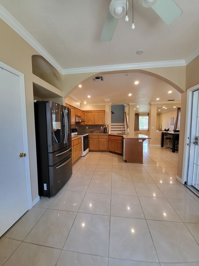 920 Garcia Dr