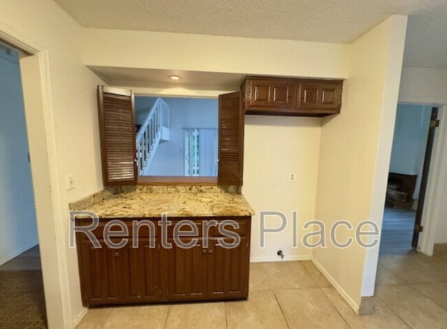 Photo - 6003 S Marion Ave