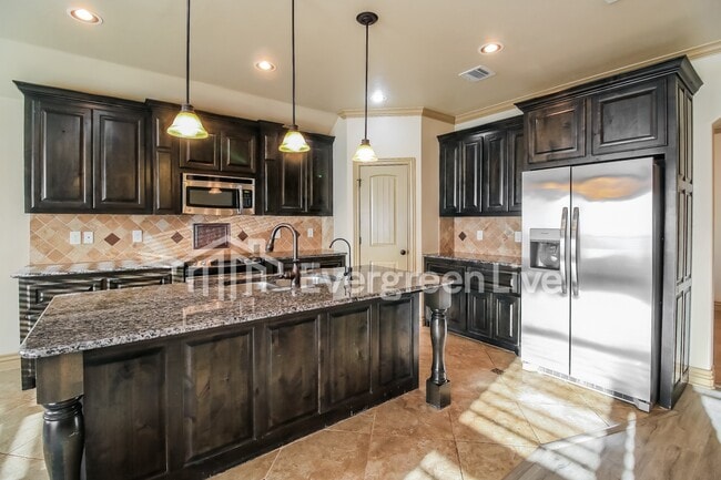 Photo - 6513 Bentley Dr