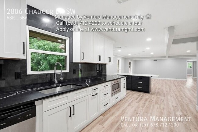 Photo - 2806 Chaucer Dr SW