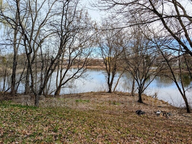 Photo - 9200 Parkside Dr