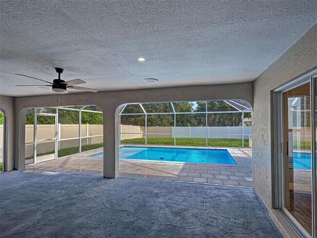 Photo - 17352 Robinson Ave