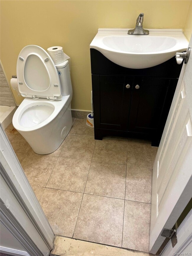 Photo - 30-03 73rd St Unit 2nd Floor