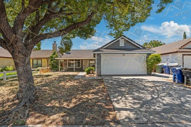 Building Photo - 3524 Hallsboro Ct