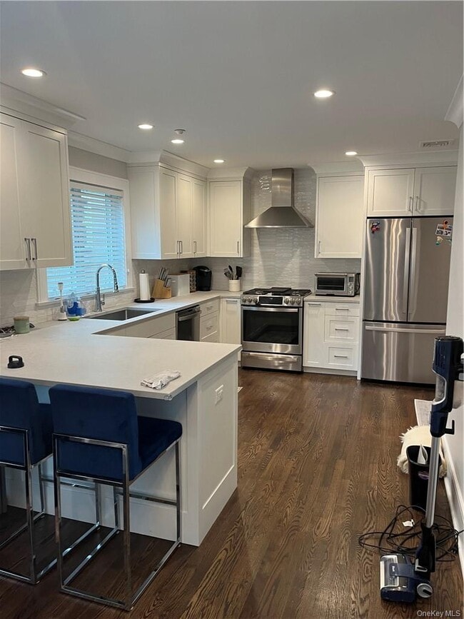 Photo - 68 Henry Ave