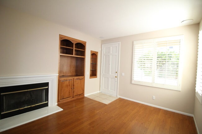 Photo - 785 E Port Hueneme Rd