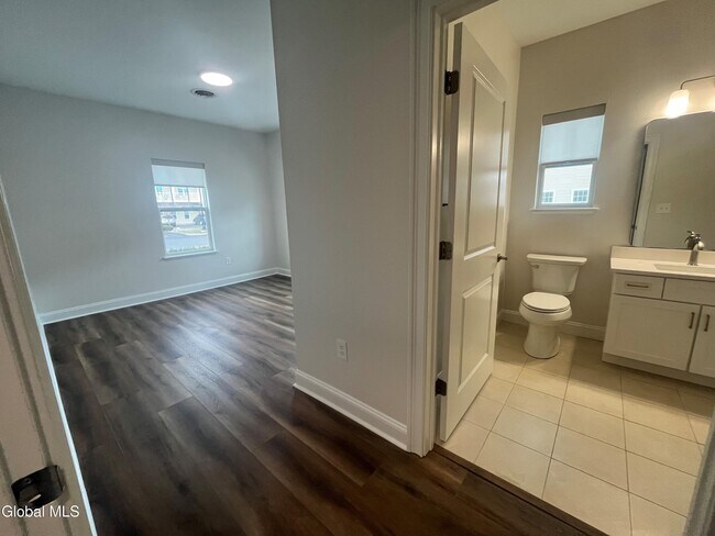 Photo - 60 Weibel Ave