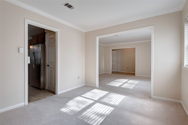 Photo - 6214 Rutherglenn Dr