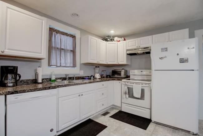 Photo - 713 Kearney St