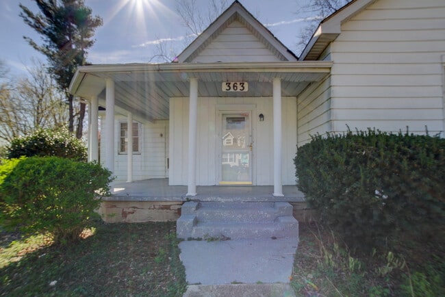 Photo - 363 3rd St