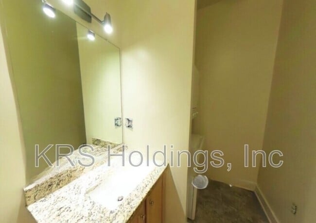 Photo - 301 Goshen St Unit 1A