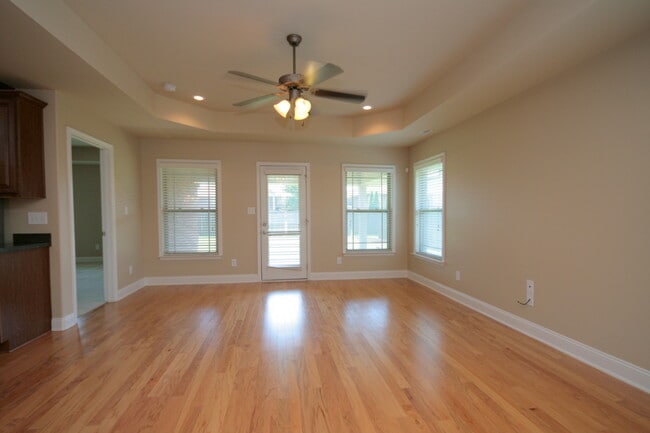 Photo - 239 Healey Dr