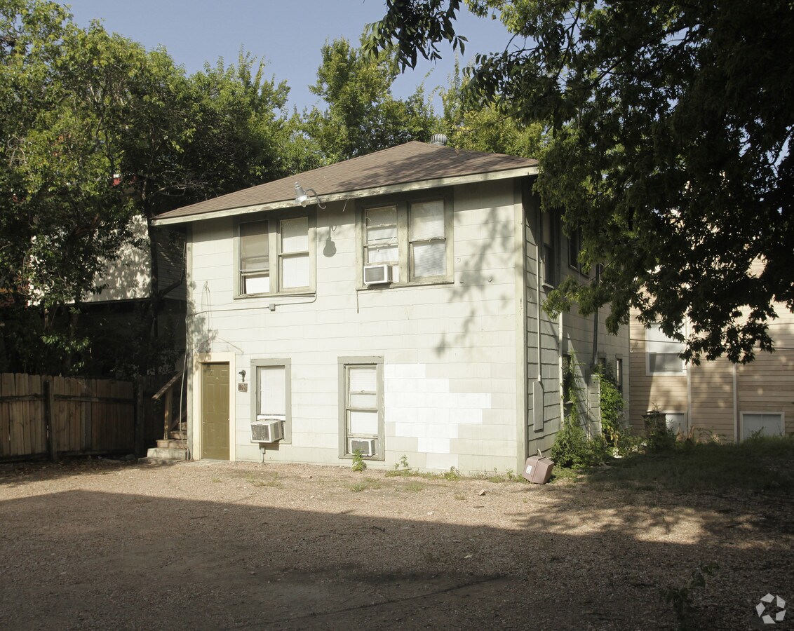 Photo - Leon Street Apartments