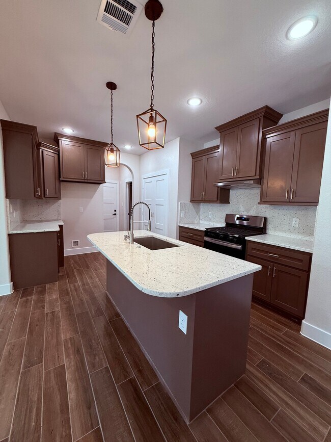 Photo - 14880 Coaltown Rd