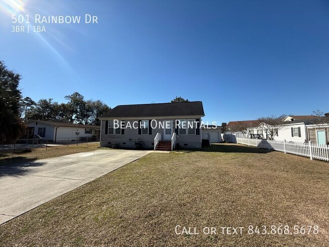 Garden City - 3 Bedroom / 1 Bathroom Home - Garden City - 3 Bedroom / 1 Bathroom Home