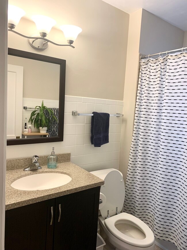 Photo - 1495 Lincoln Ave Unit 1495