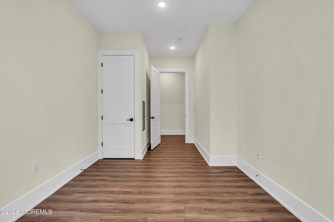 Photo - 527 Bangs Ave Unit 305