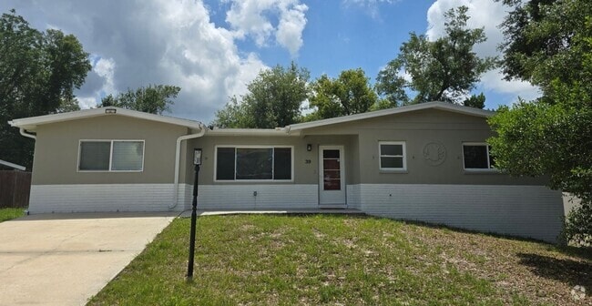 Building Photo - Charming 3BR House in Beverly Hills