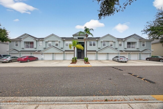 Building Photo - 7047 Deer Lodge Cir Rental