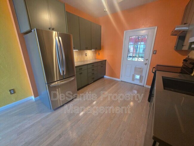 Photo - 18 S 13th St