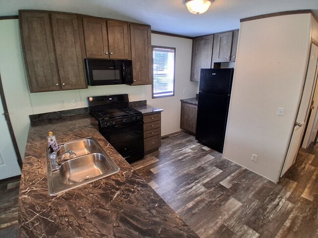 Photo - 1301 Avenue A