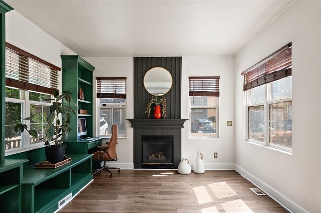 Photo - 2475 Saint Paul Dr