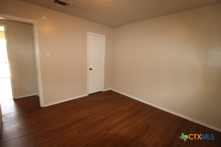Photo - 603 Westview Cir