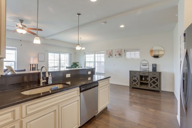 Photo - 3 bed 2.5 bath Townhome in Northwest Denver