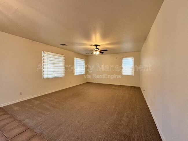 Photo - 43658 Caven Dr