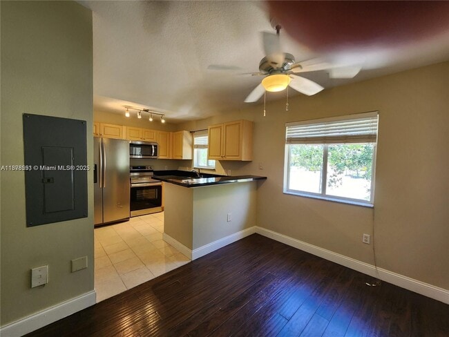 Building Photo - 3810 N Jog Rd Unit 201 Rental