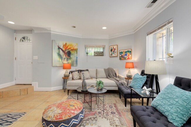 Photo - 37 T St NW