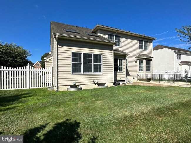 Photo - 18429 Polynesian Ln