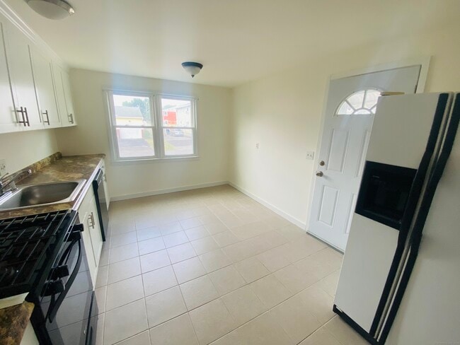 Photo - 35 Harding Ave