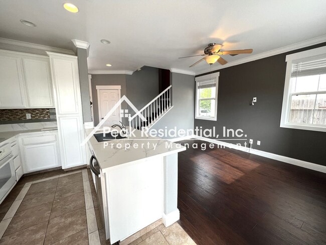 Photo - 5772 Amnest Way