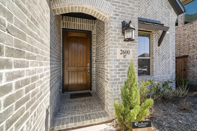 Photo - Beautiful 3BR Home with Office, Media Room & 3-Car Garage in Cambridge Crossing