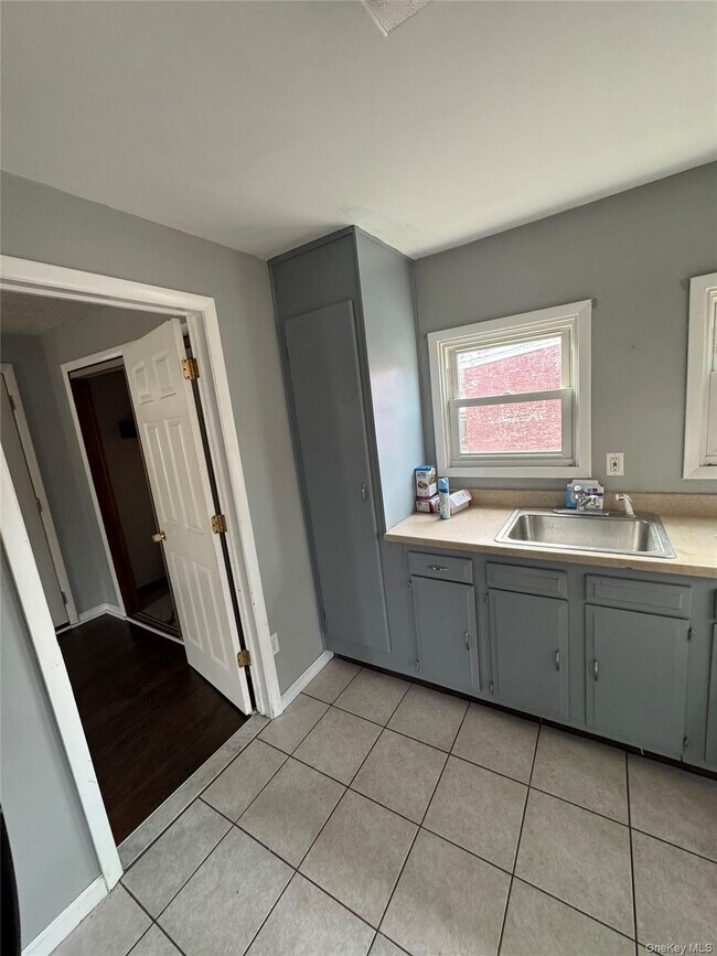 Photo - 19 Columbus St