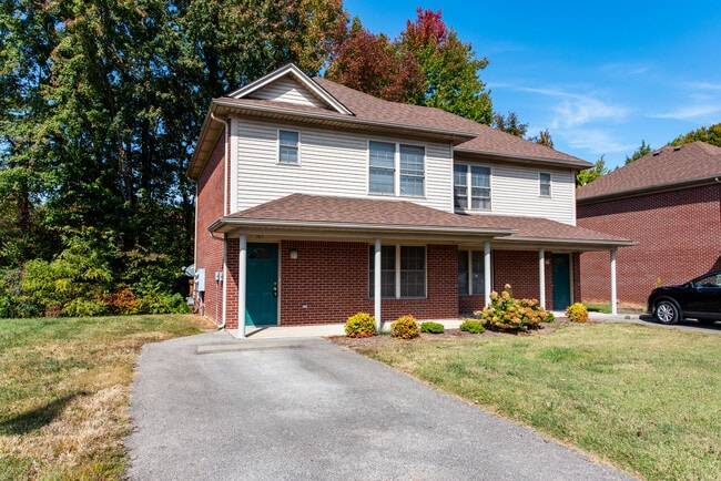 101 Somerset Ct
