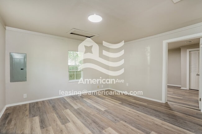 Photo - 910 N Franklin Ave